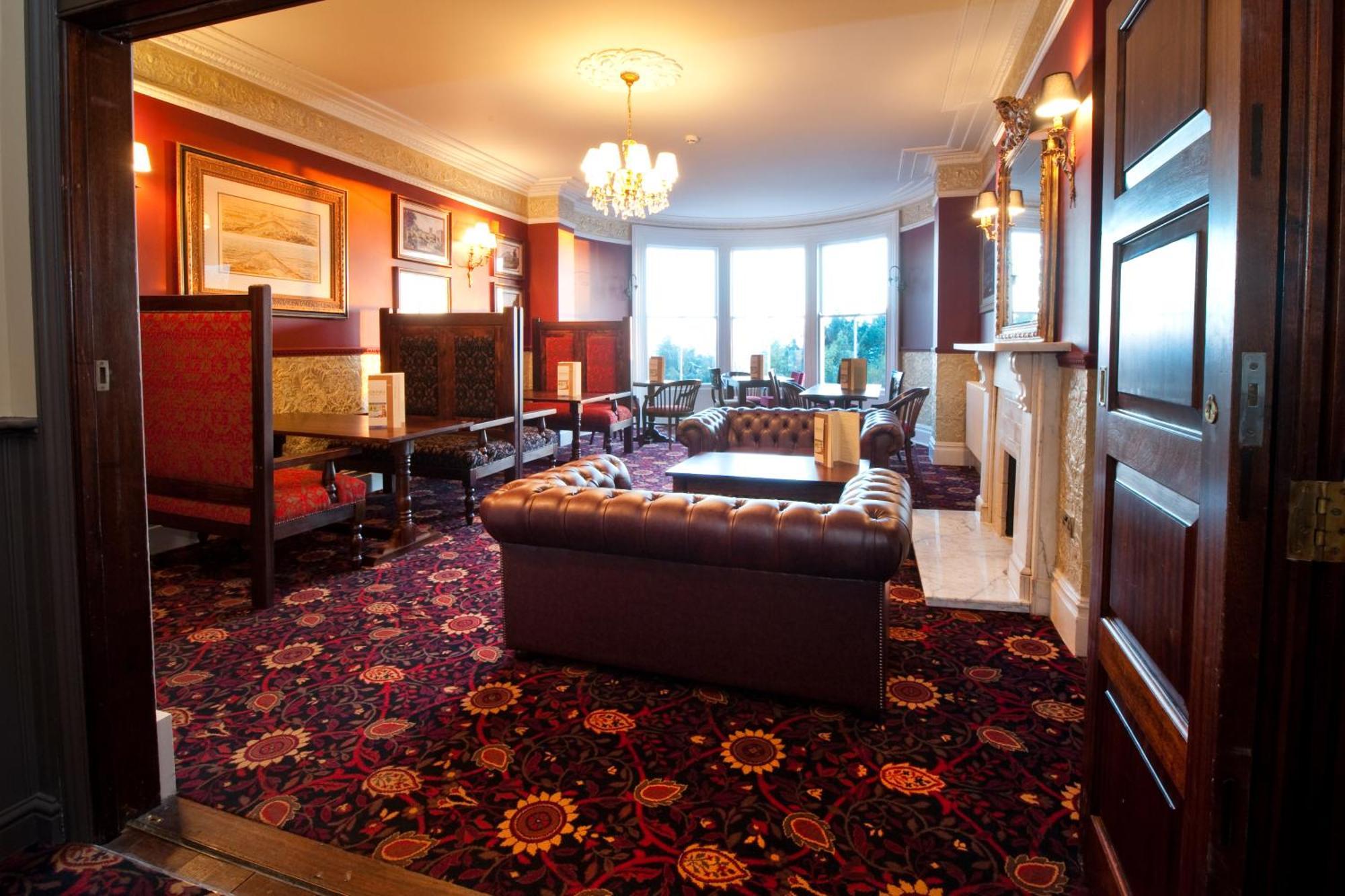 Foley Arms Hotel Грейт-Малверн Экстерьер фото